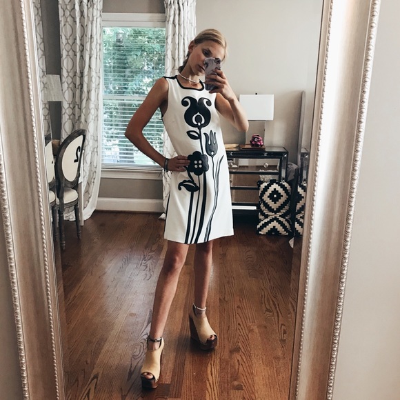 Victoria Beckham Dresses & Skirts - Victoria Beckham dress